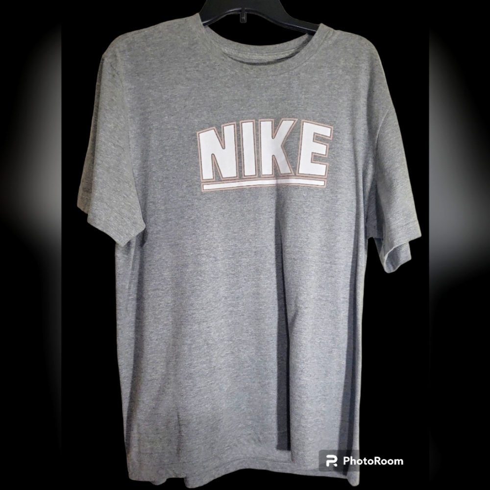 Nike Tee